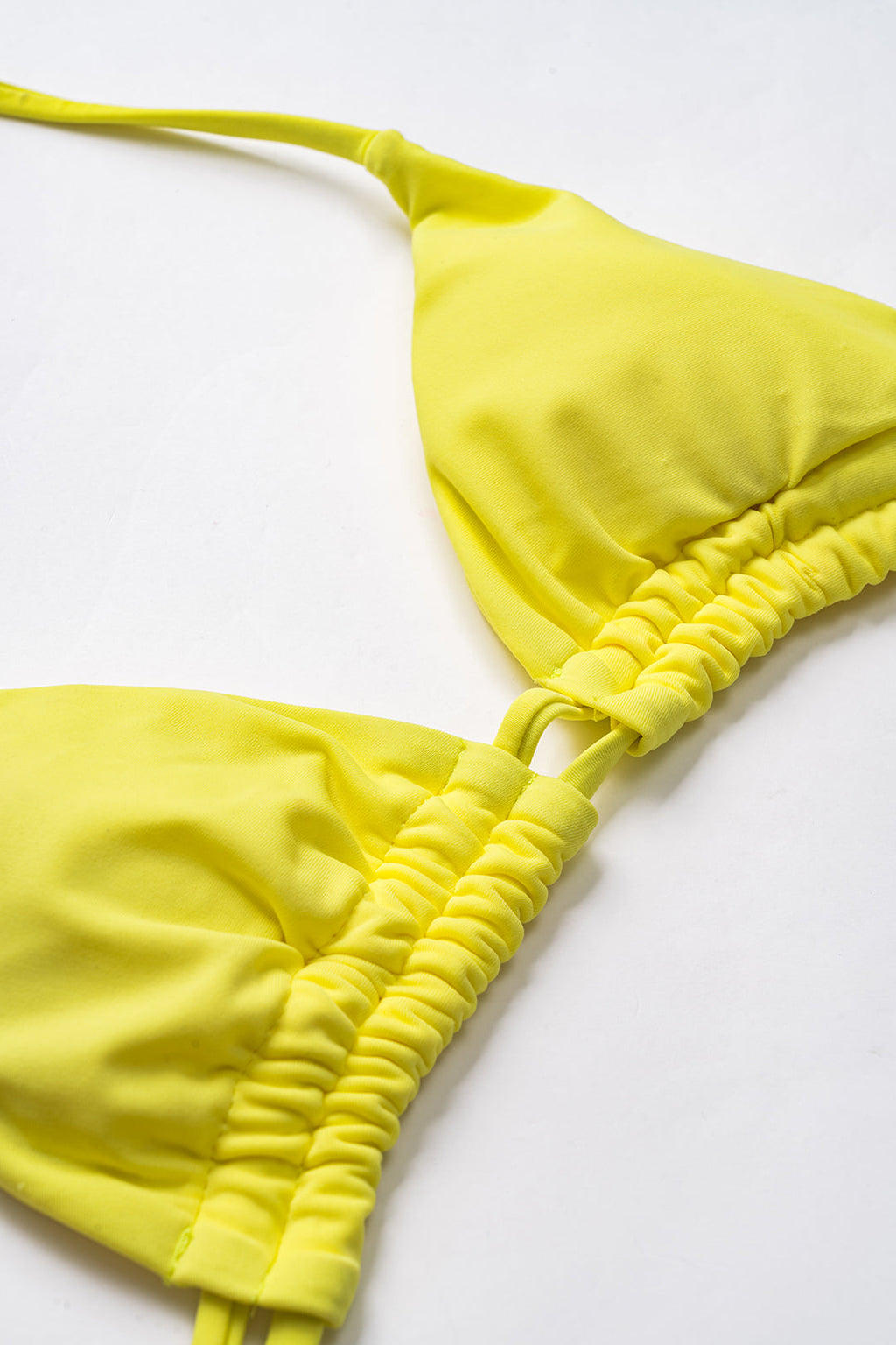 Bikini & Pareo Amarillo Estampado